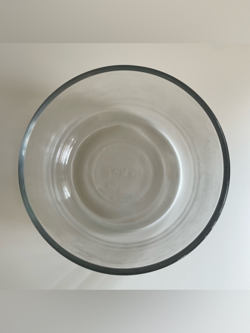 Glass Pyrex Bowl - Picture 10 of 10